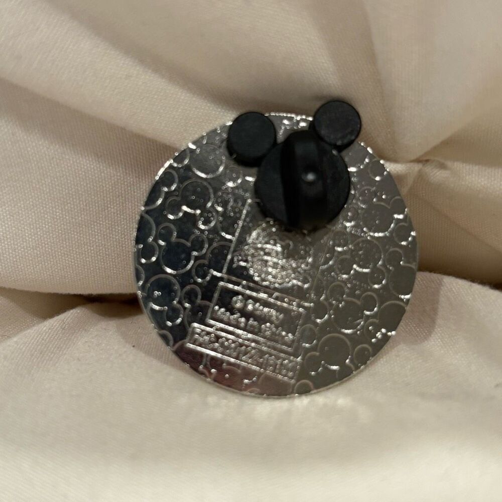Disney Alice in Wonderland Cheshire Cat Collectible Trading 2 Pins Set - Picture 4 of 6